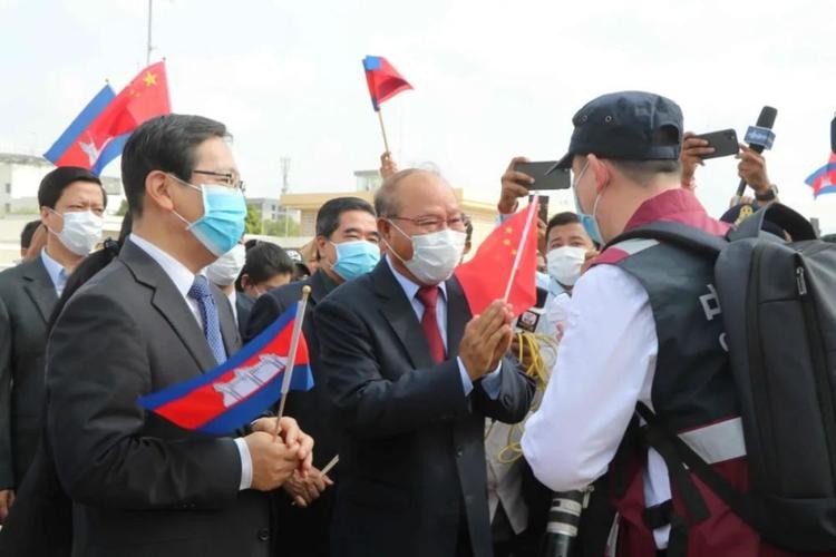 “柬铁”怎样炼成？262亿项目直接交给中国，洪森多次发声力挺