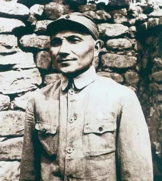 缅怀，*小平邓**逝世25周年！*小平邓**：我是中国人民的儿子