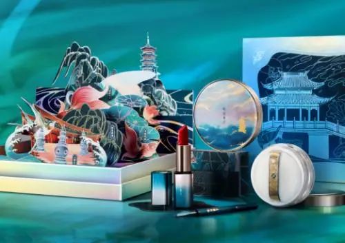 三体泰坦人对抗博士,三体打败虫子