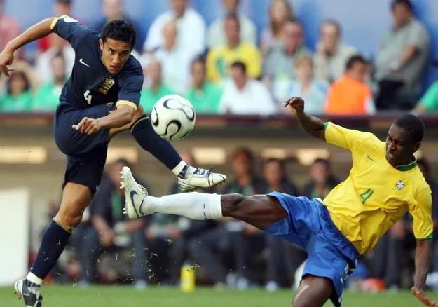 足球欧洲杯说球,世界杯足球几号球