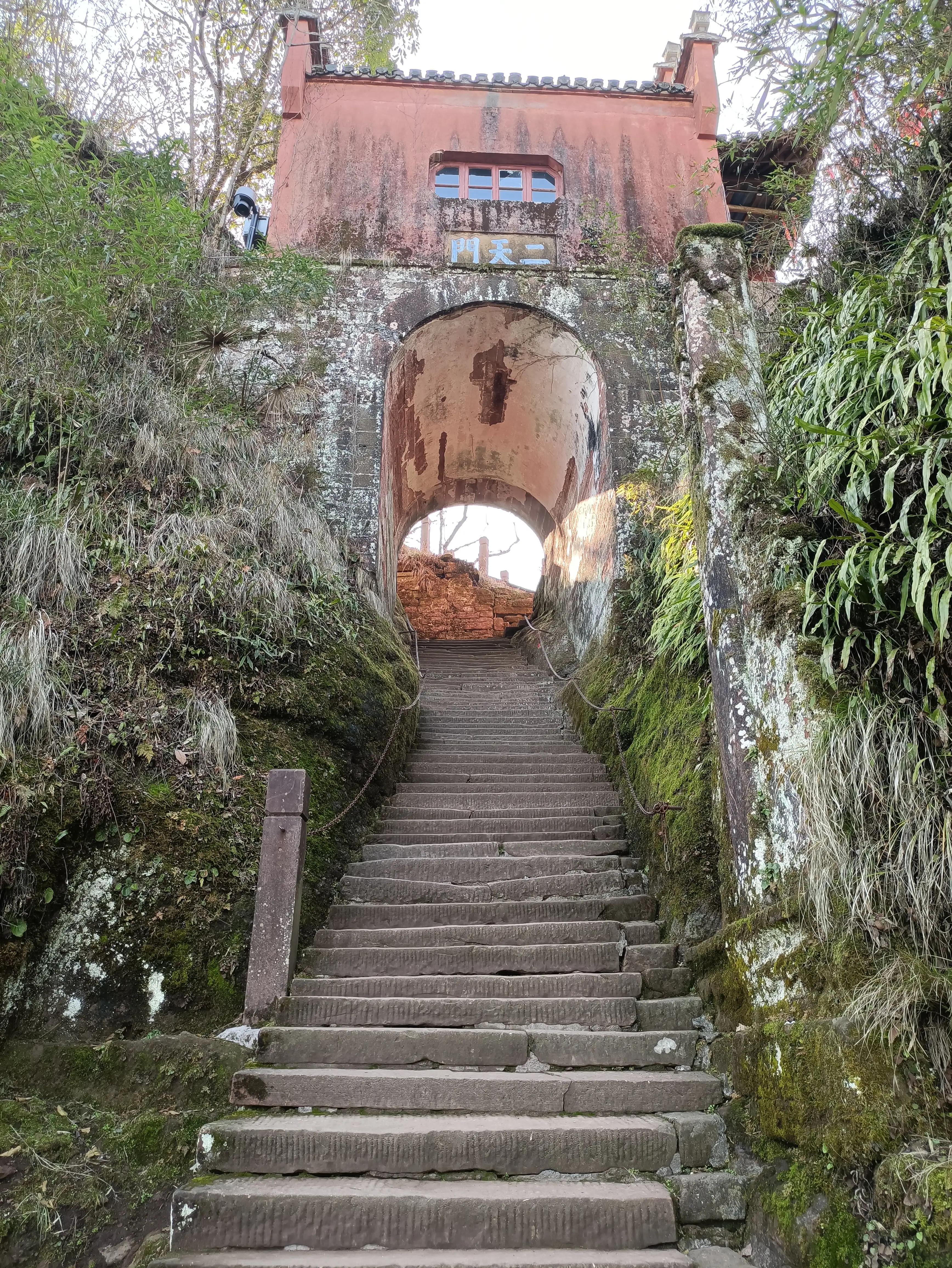 齐云山坐缆车后要游览多久,休宁齐云山景区游览图