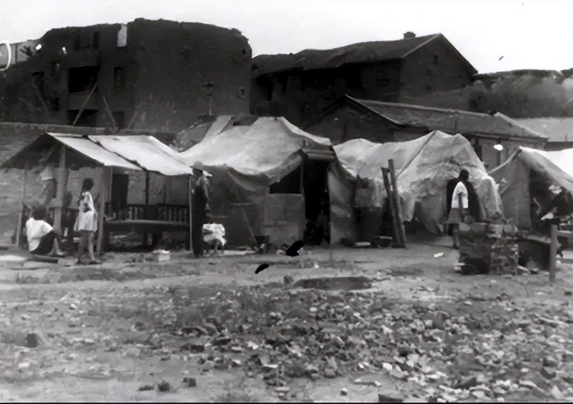 妻子地震截瘫感人视频,妻子汶川地震失去腿丈夫不离不弃