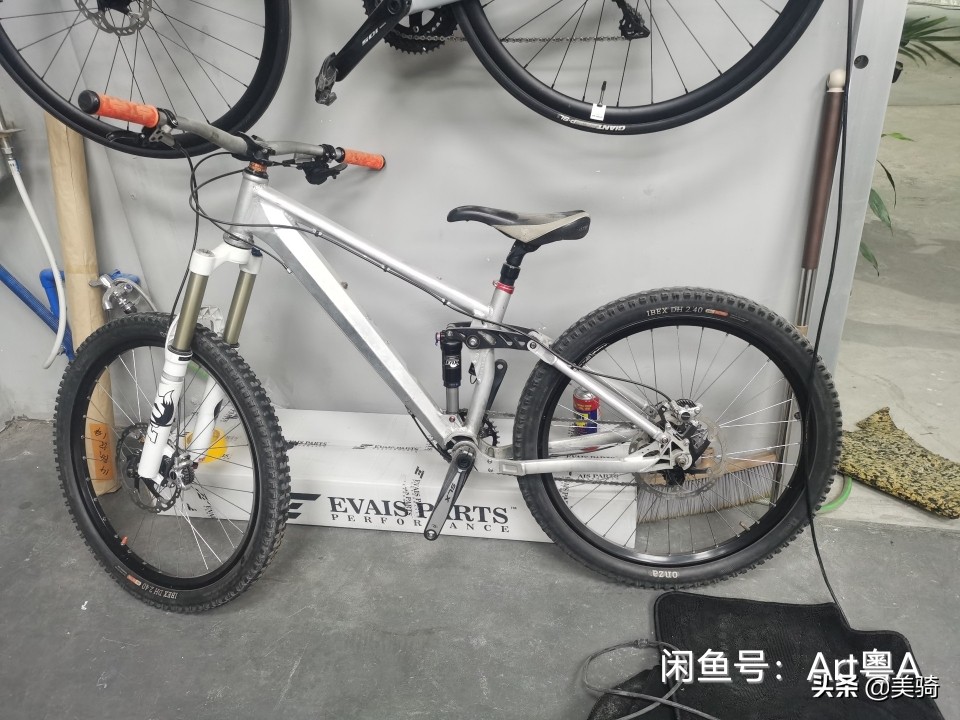软尾山地车的改装攻略,爆改26寸xc山地车