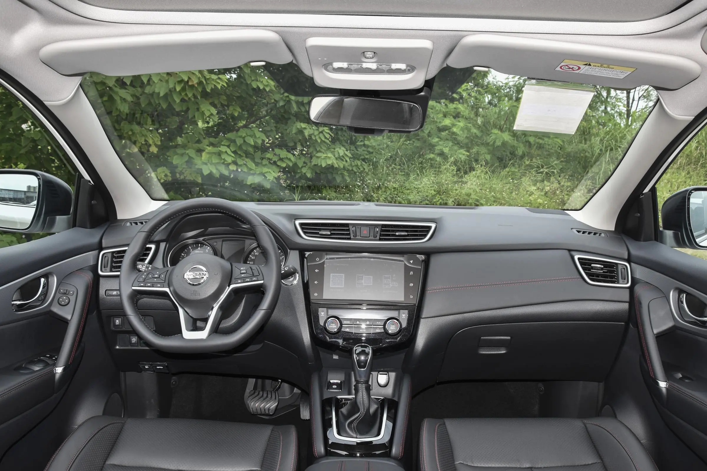 油耗低的suv车型推荐合资,高颜值动力强10万元家用suv就选它