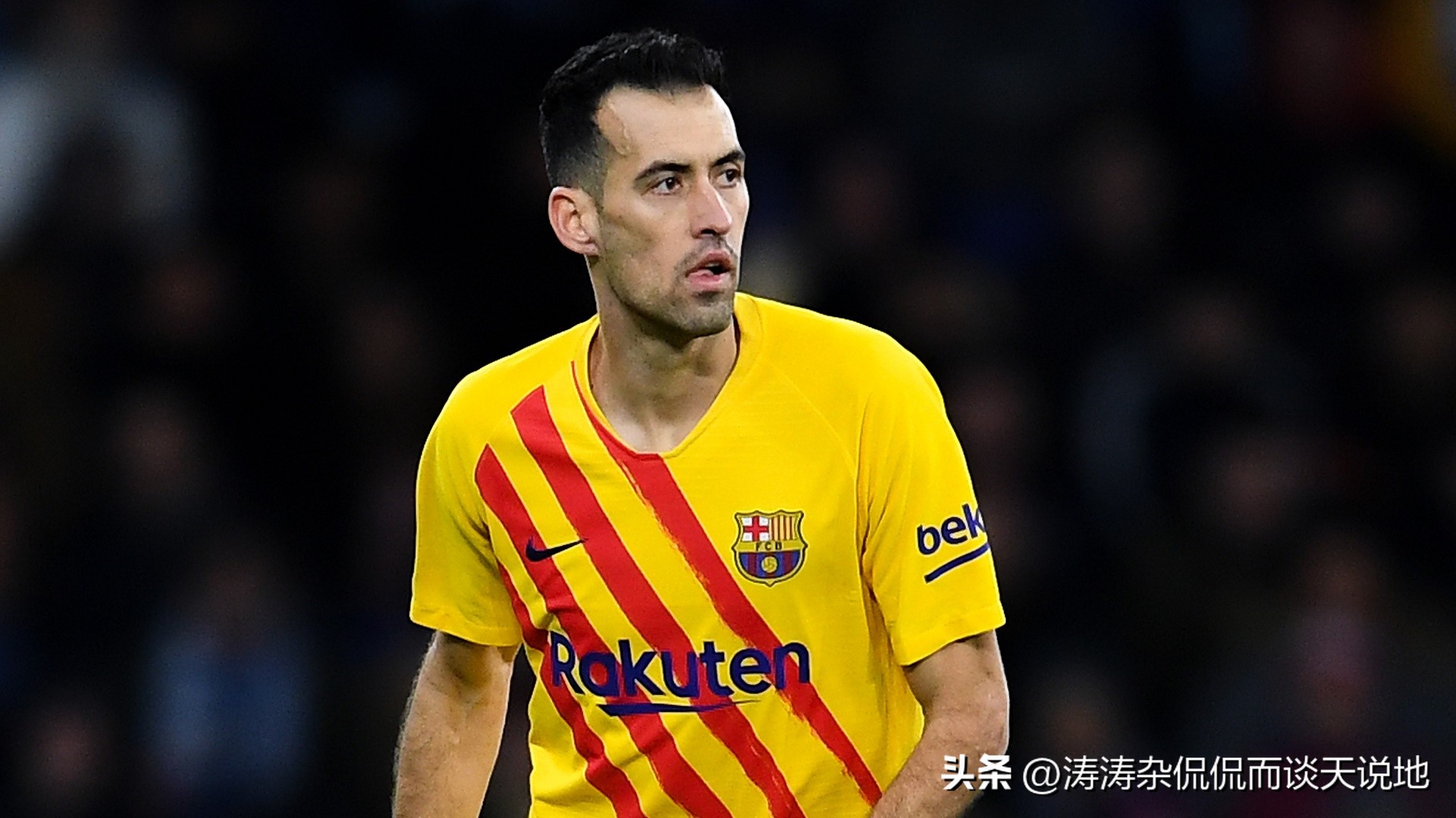 足球场上哪个位置的球员最重要,足球场上每个位置对应几号位