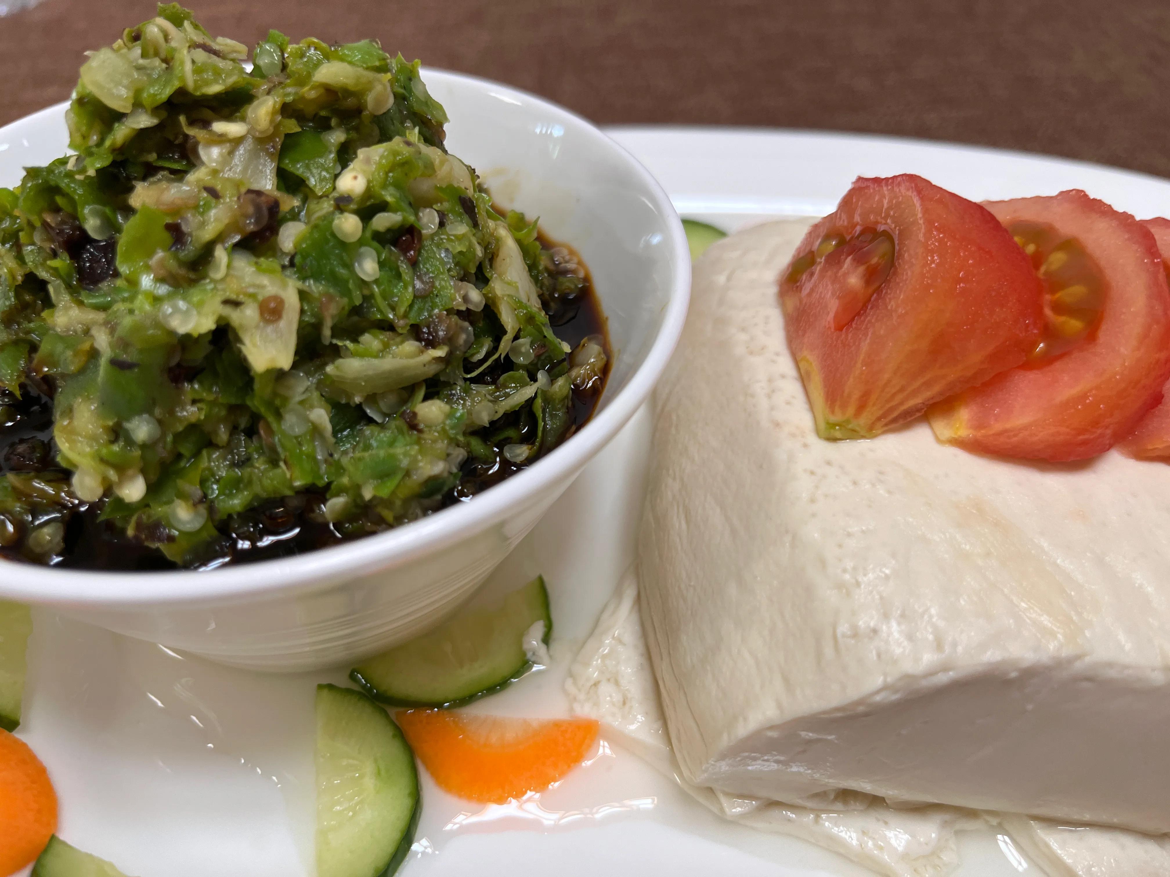 酒糟鱼加煎豆腐做法,鱼头红烧豆腐加辣椒