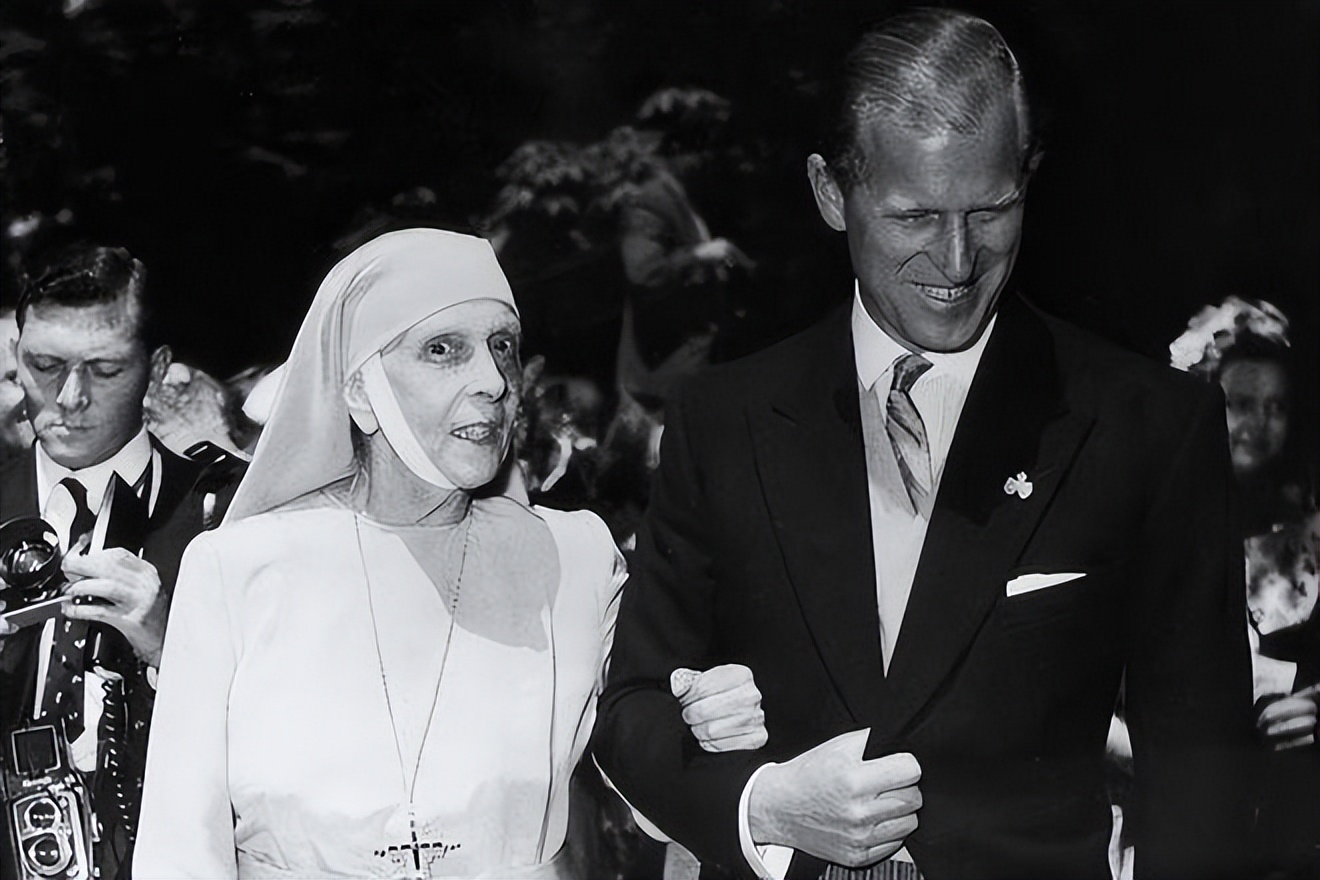 菲利普亲王的苦命母亲,菲利普亲王苦命却伟大的母亲