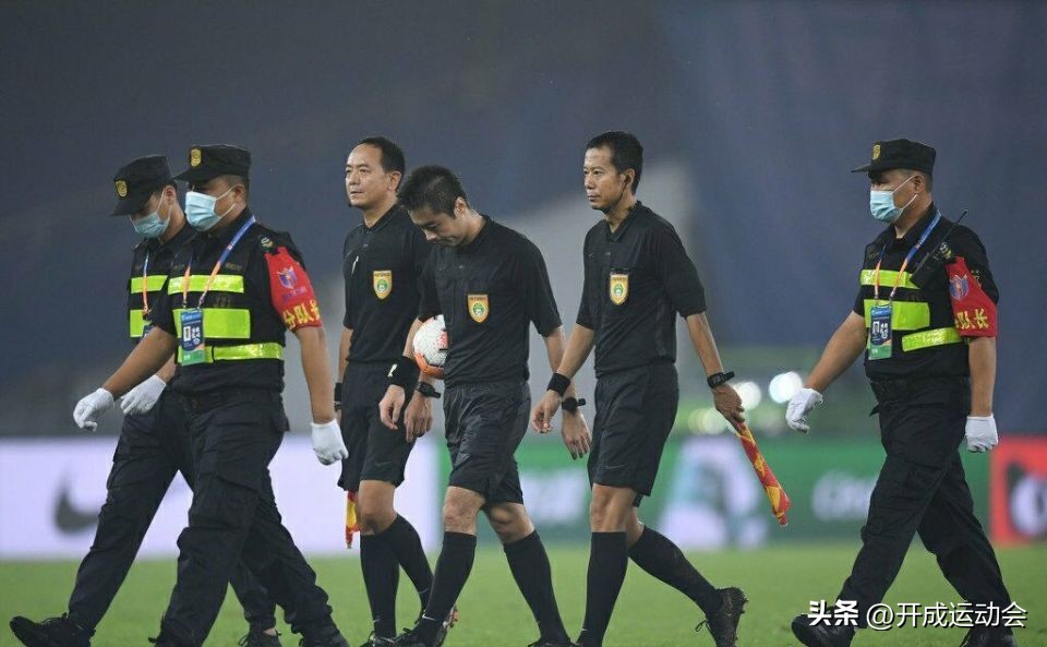 前央视记者冉雄飞爆料：中超多名高层被带走，足协前主席韦迪失联