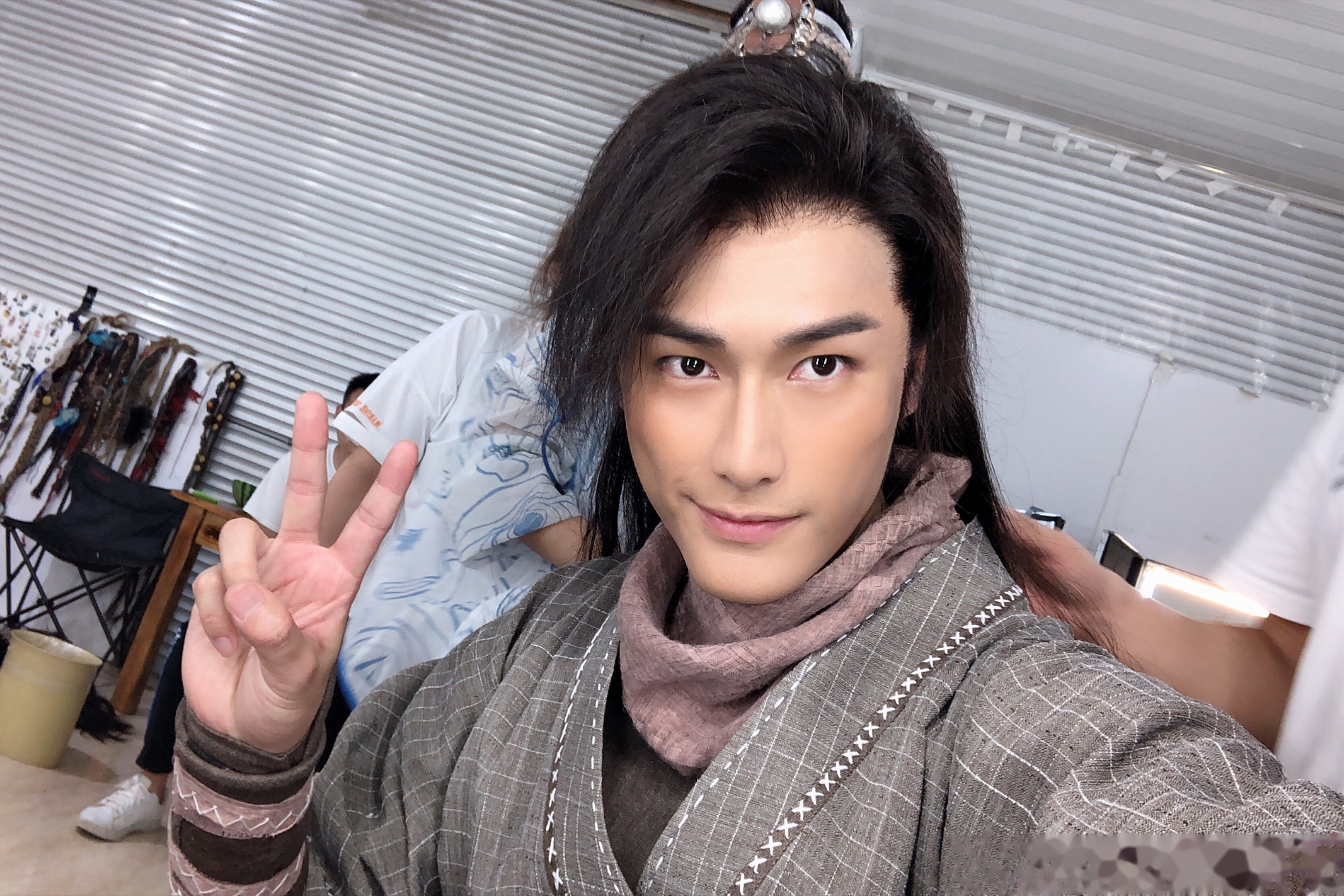 从查无此人到一鸣惊人,从大红大紫到无人提及的男明星