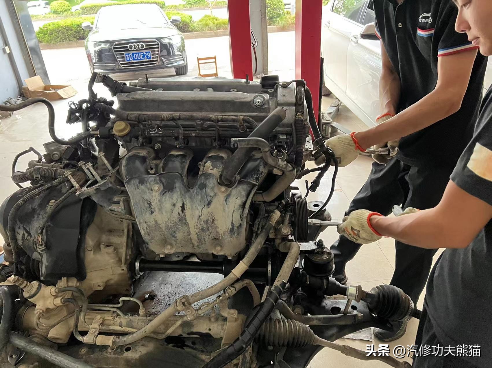 凯美瑞路上趴窝,一车传三代的丰田