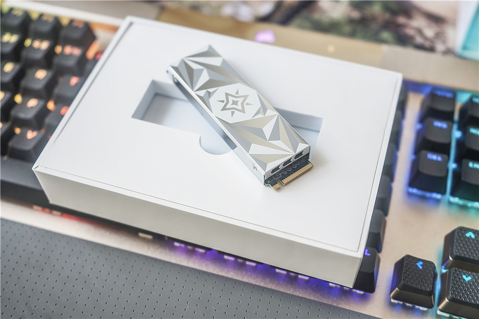 12600K+ROGZ690i+影驰3060+银欣LD03ITX机箱装机记