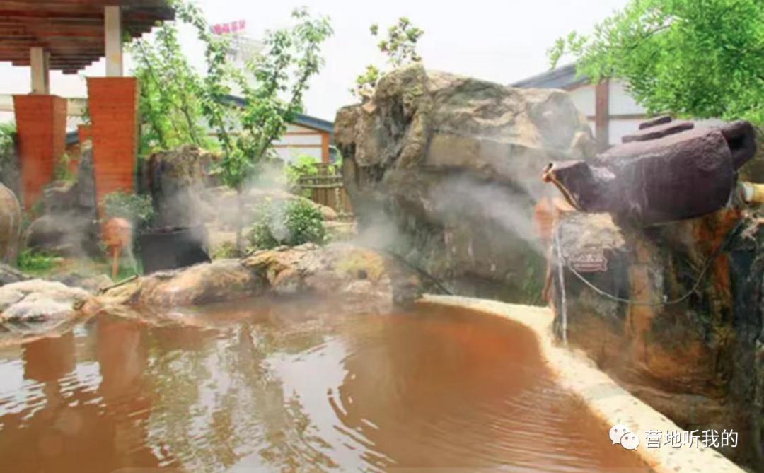 国内好看又好泡的高颜值温泉，每一个都藏着意想不到的美