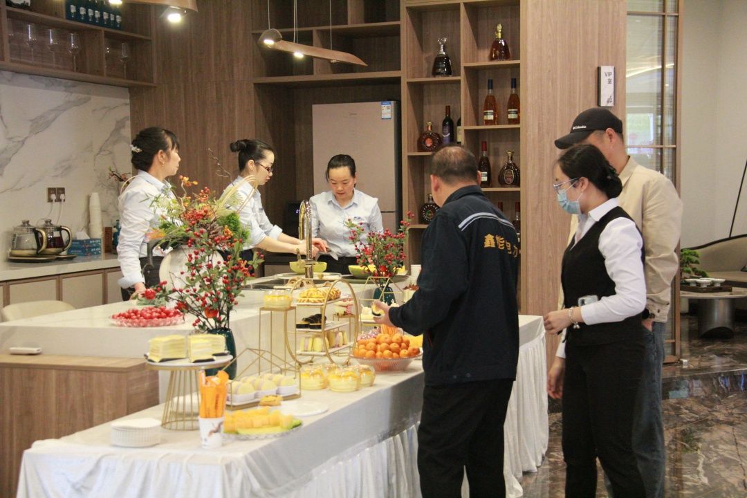 仙岭湖畔三马国际名车植树节公益活动圆满落幕