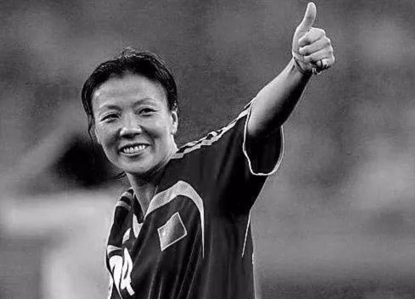 张欧影离世前穿上国家队球衣,张欧影去世