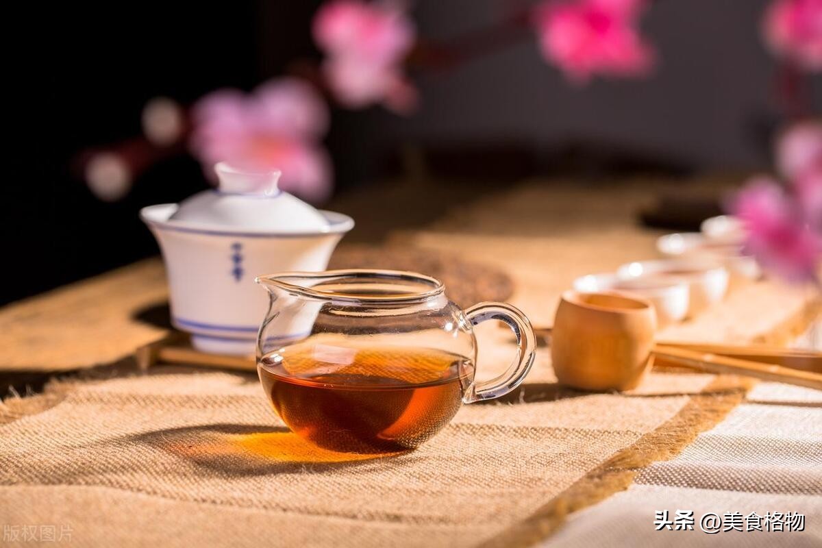 保存茶叶最忌讳什么,保存茶叶要放干燥剂