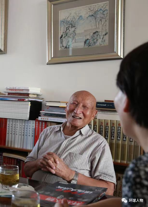 传奇老人辛冠洁去世，他是从抗日烽火中走出的文史大家