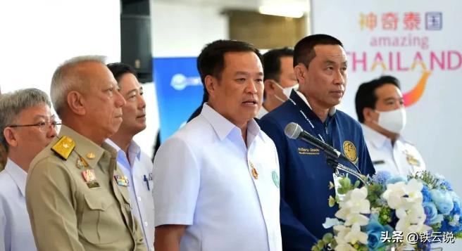 为什么要给日本红牌,韩国给中国游客挂牌子的意思