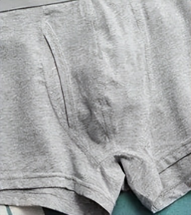 男女生裤子口袋对比,男女生的裤子有什么标志吗