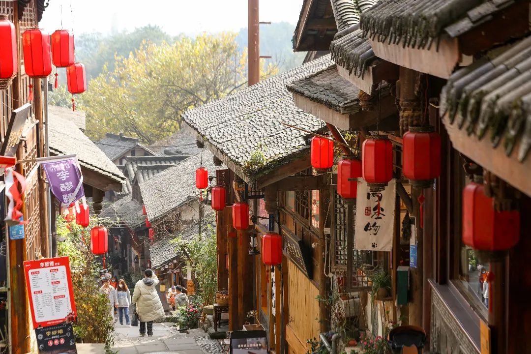 超安逸！水灵妹带你打卡都江堰6条烟火气十足的老街，告别喧嚣和浮躁，邂逅静美冬日~