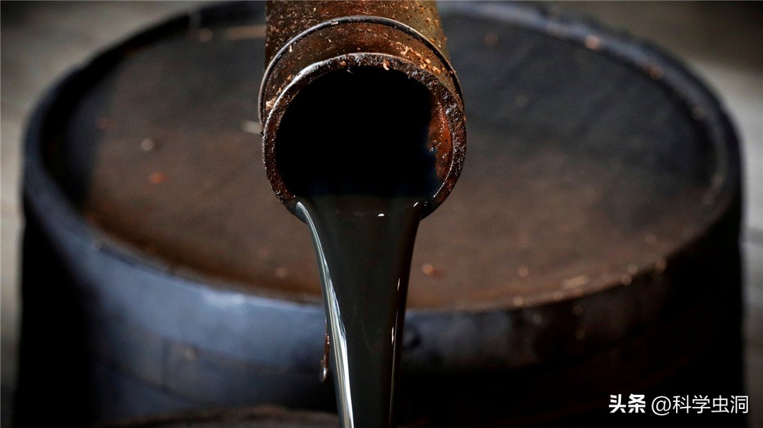 大庆油田石油短缺现状,大庆1000万吨石油还能开采多少年