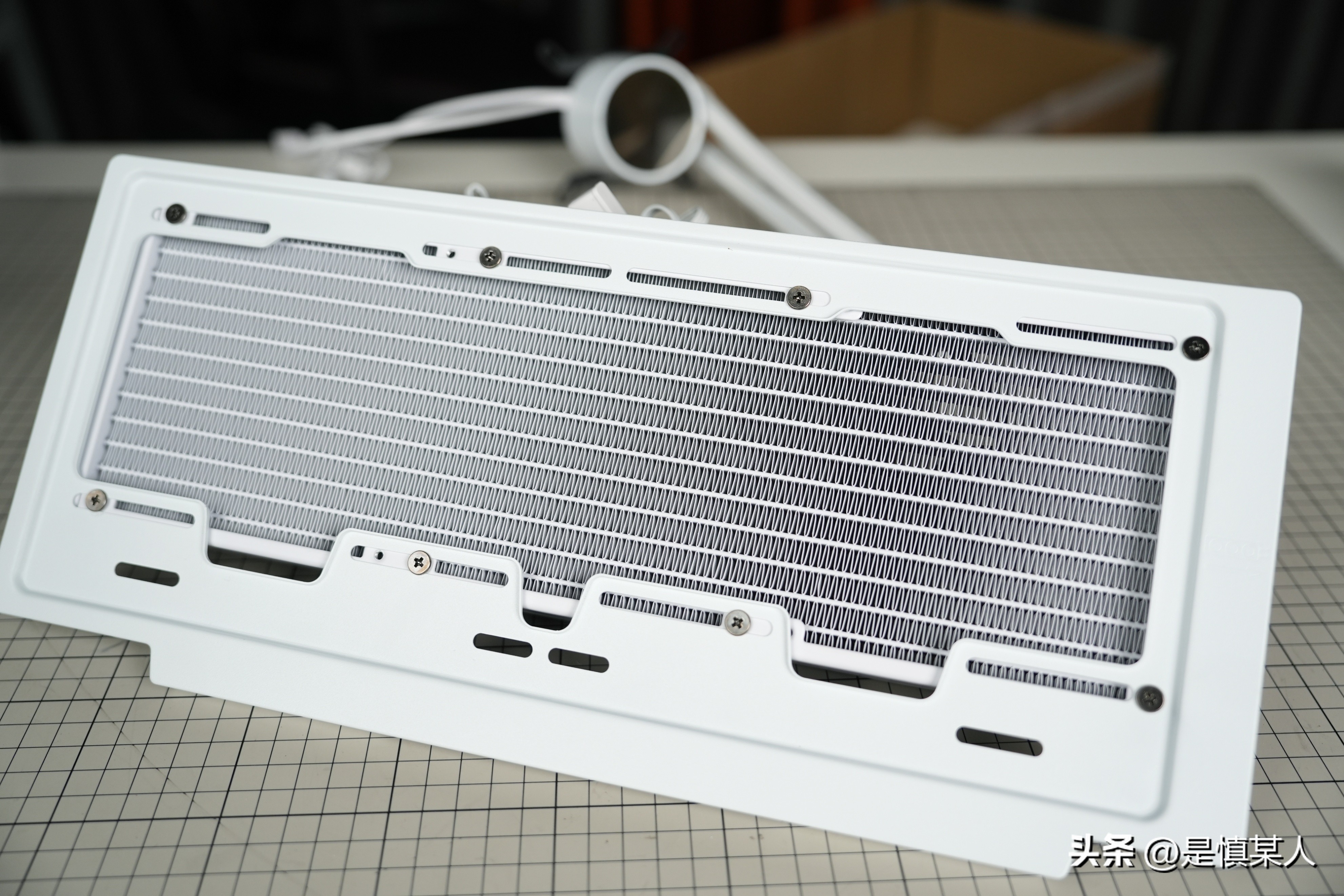 鑫谷昆仑御风机箱评测,鑫谷冰霜360argb冰山版水冷