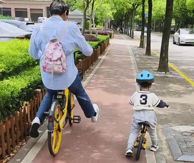 给孩子选哪个牌子的平衡车,3岁平价儿童平衡车怎么选
