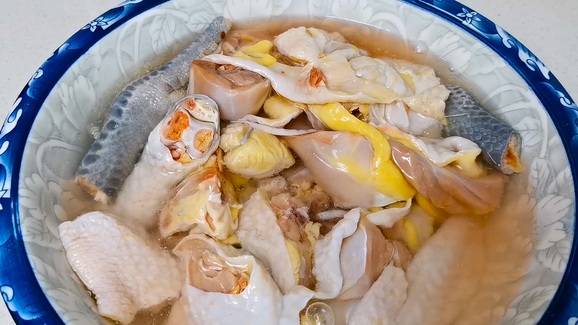 炖鸡汤牢记1禁3放3不放,家常炖鸡汤最好喝的方法