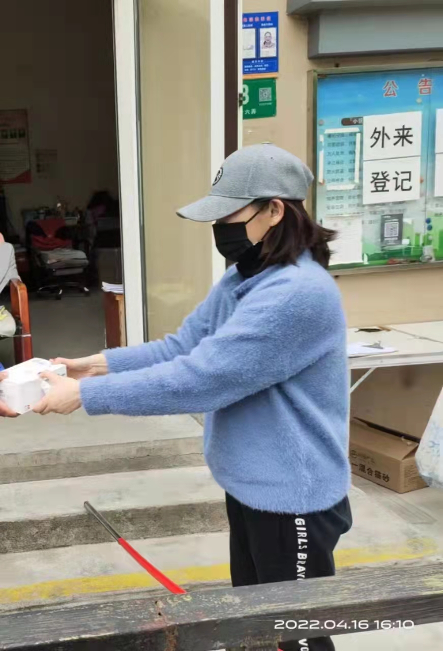 紧急寻找！暖心相赠！爱心接力！“公益联盟”跨越35公里，送达“保命耗材”