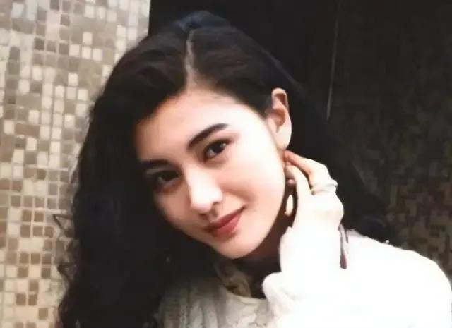蛇蝎美人女明星李嘉欣,巅峰时期的李嘉欣