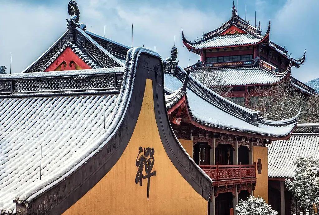 90后小伙入职灵隐寺,灵隐寺本科生找工作