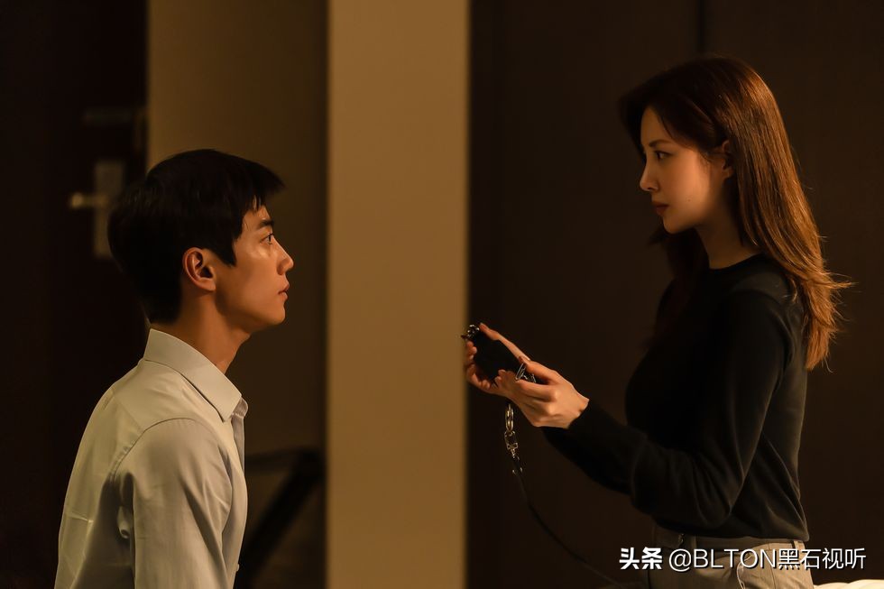 电影《解禁男女》评价超高!徐珠贤、李濬荣带你了解BDSM模式