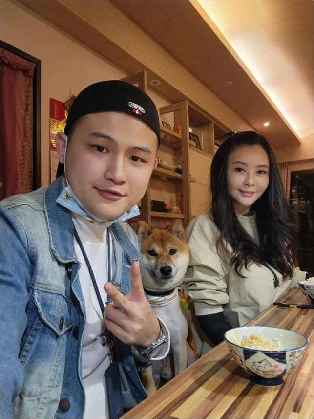 45岁台湾明星近况曝光，出狱后癌症复发，害怕变丑不想吃药