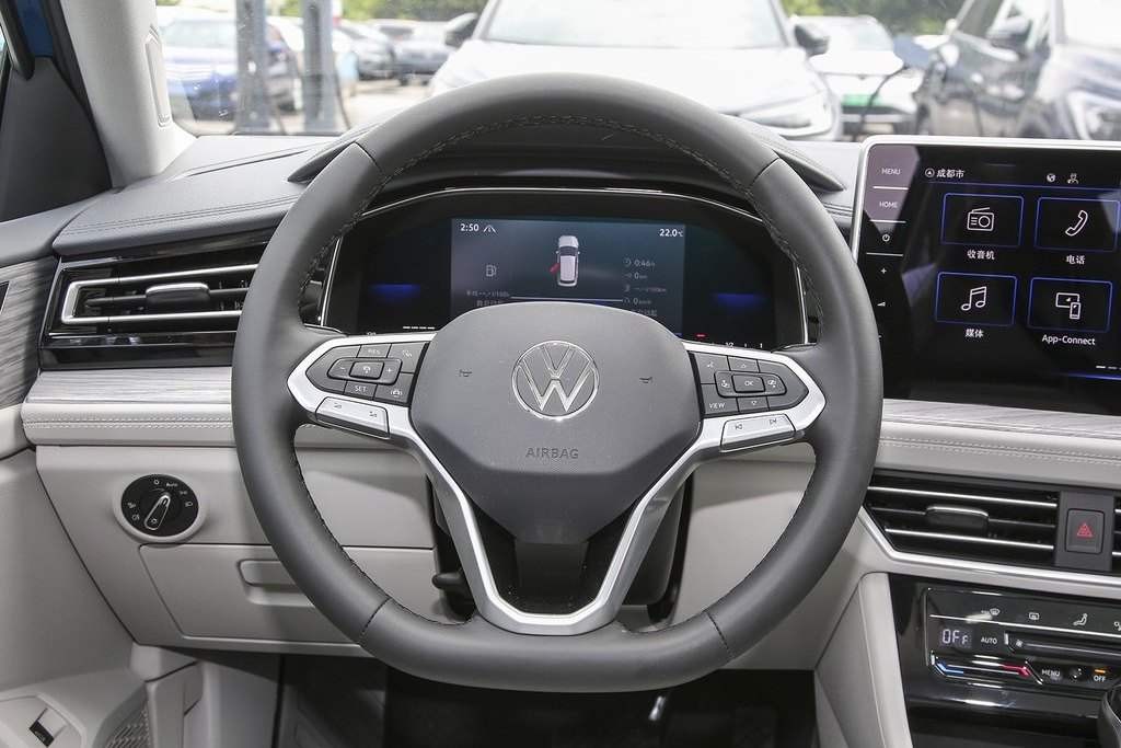 日产轩逸1.6和大众宝来1.5哪个好,开过轩逸再开大众感受