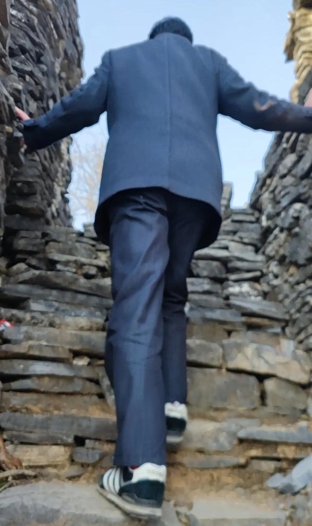 登高登楼,登高望江