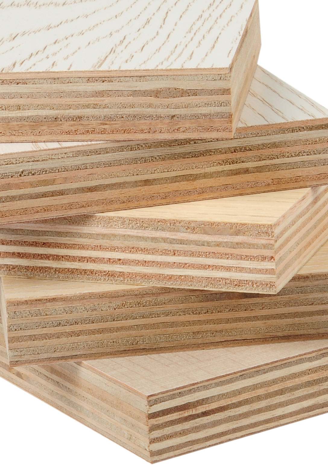 15厘多层板和18厘夹芯板哪个好,厨房吊柜用多层板好还是夹芯板好