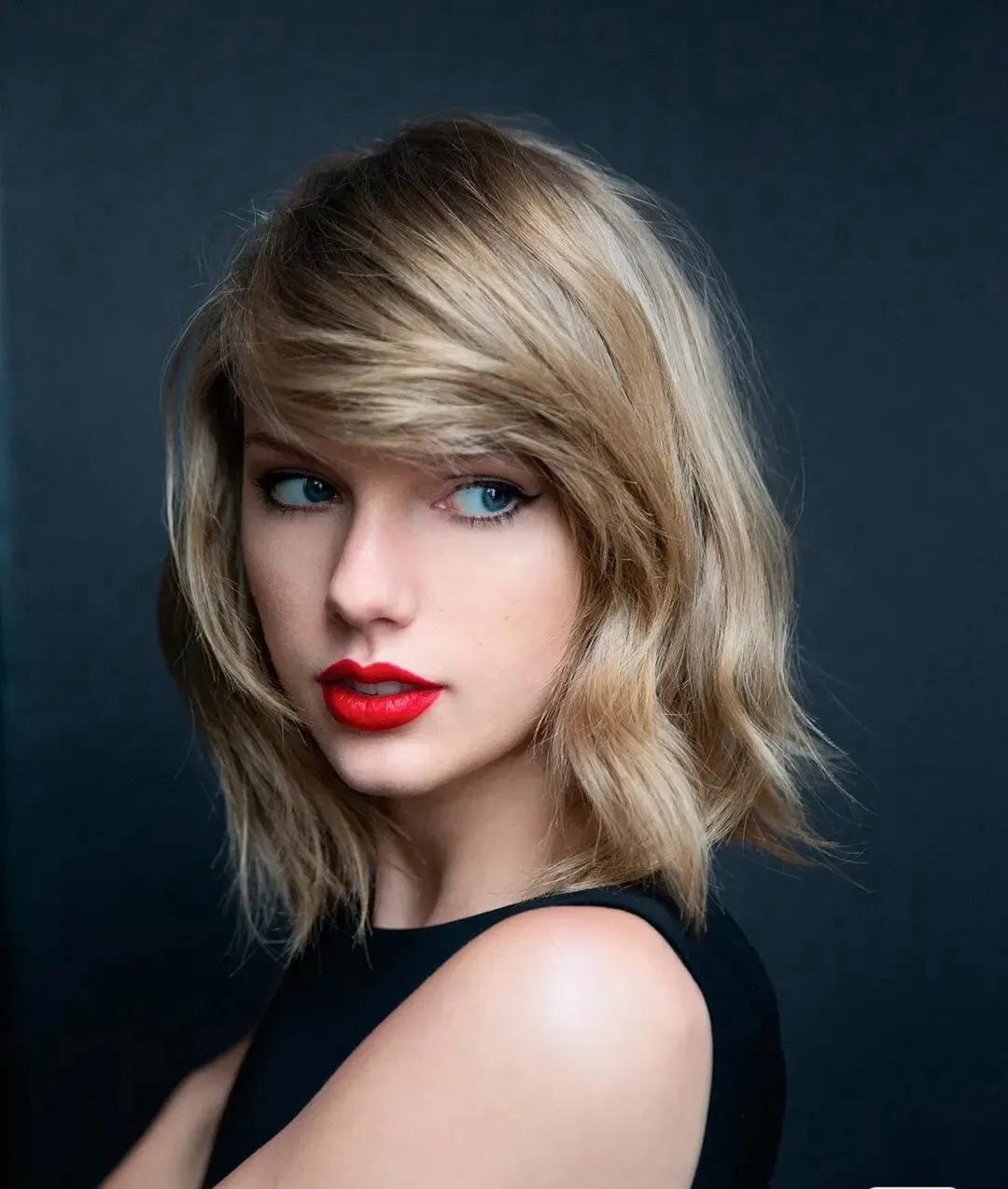 泰勒斯威夫特写真迪奥,泰勒斯威夫特写真豆瓣