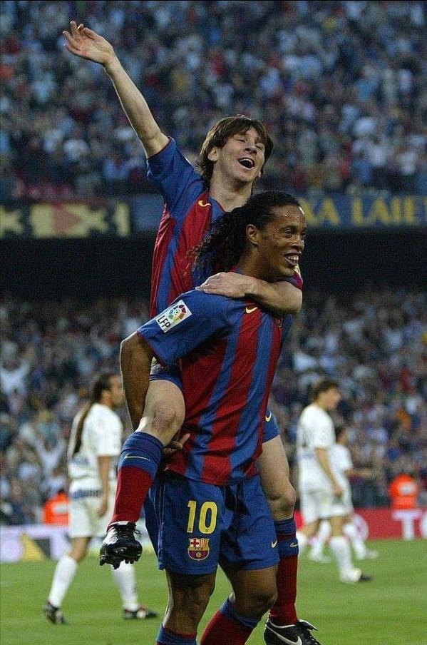 从侏儒少年到球王,从侏儒症到球王