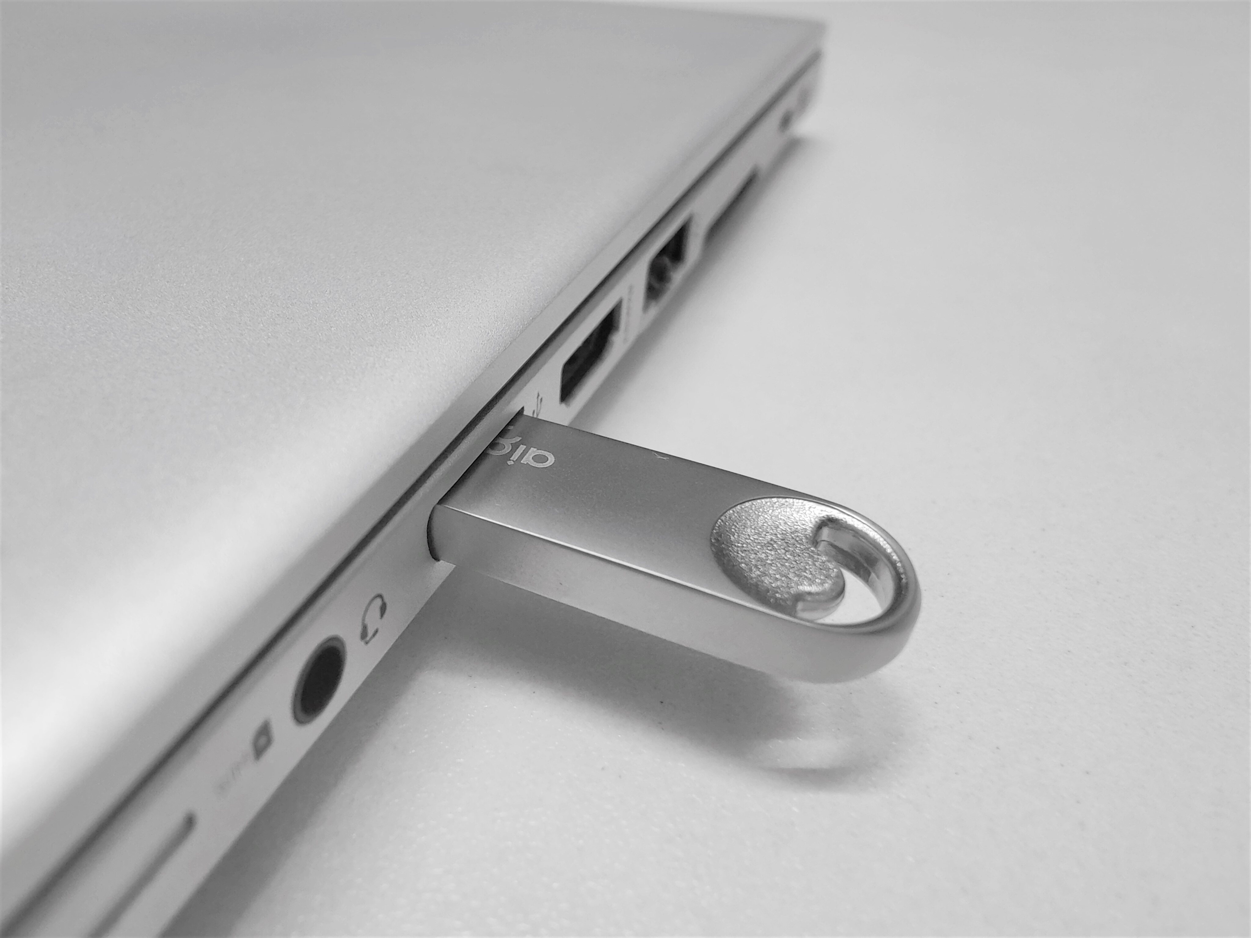 换个u盘行吗,买几个u盘合适