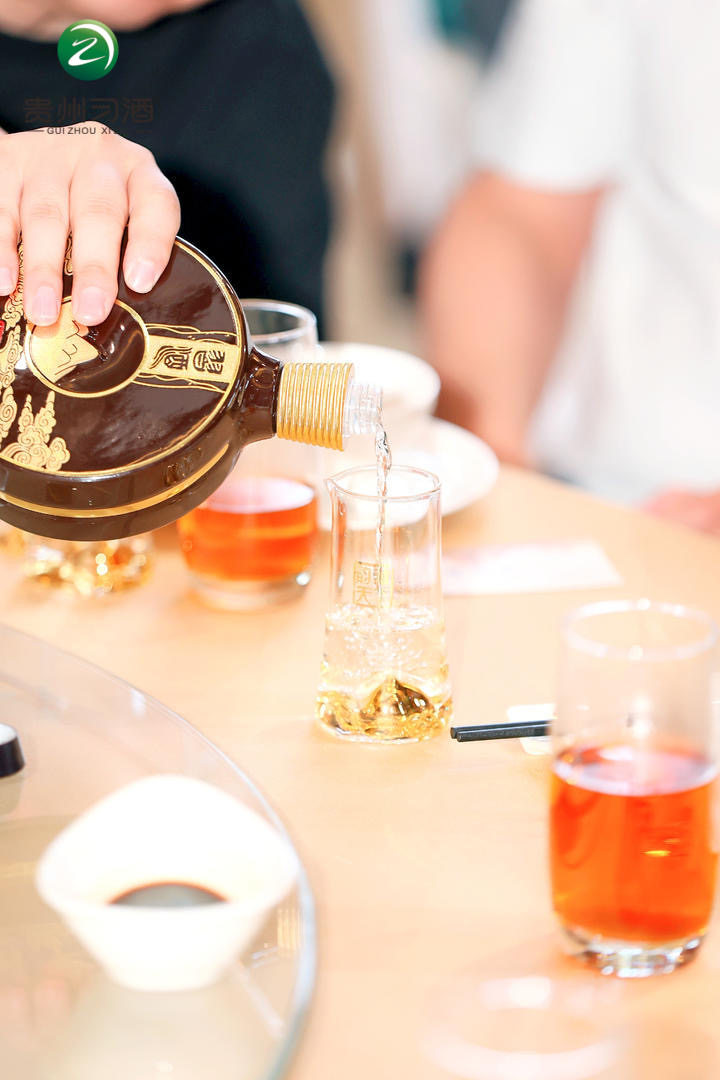 君品醇香醉天下习酒“逍遥游·韵藏天下优享品鉴会”圆满举办