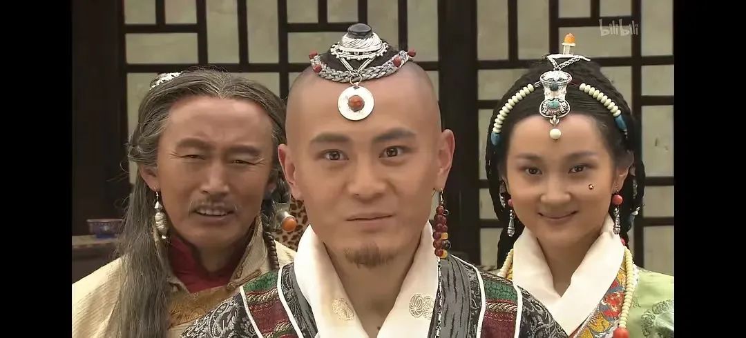 一个人最聪明的活法装傻,一个人的最聪明的活法