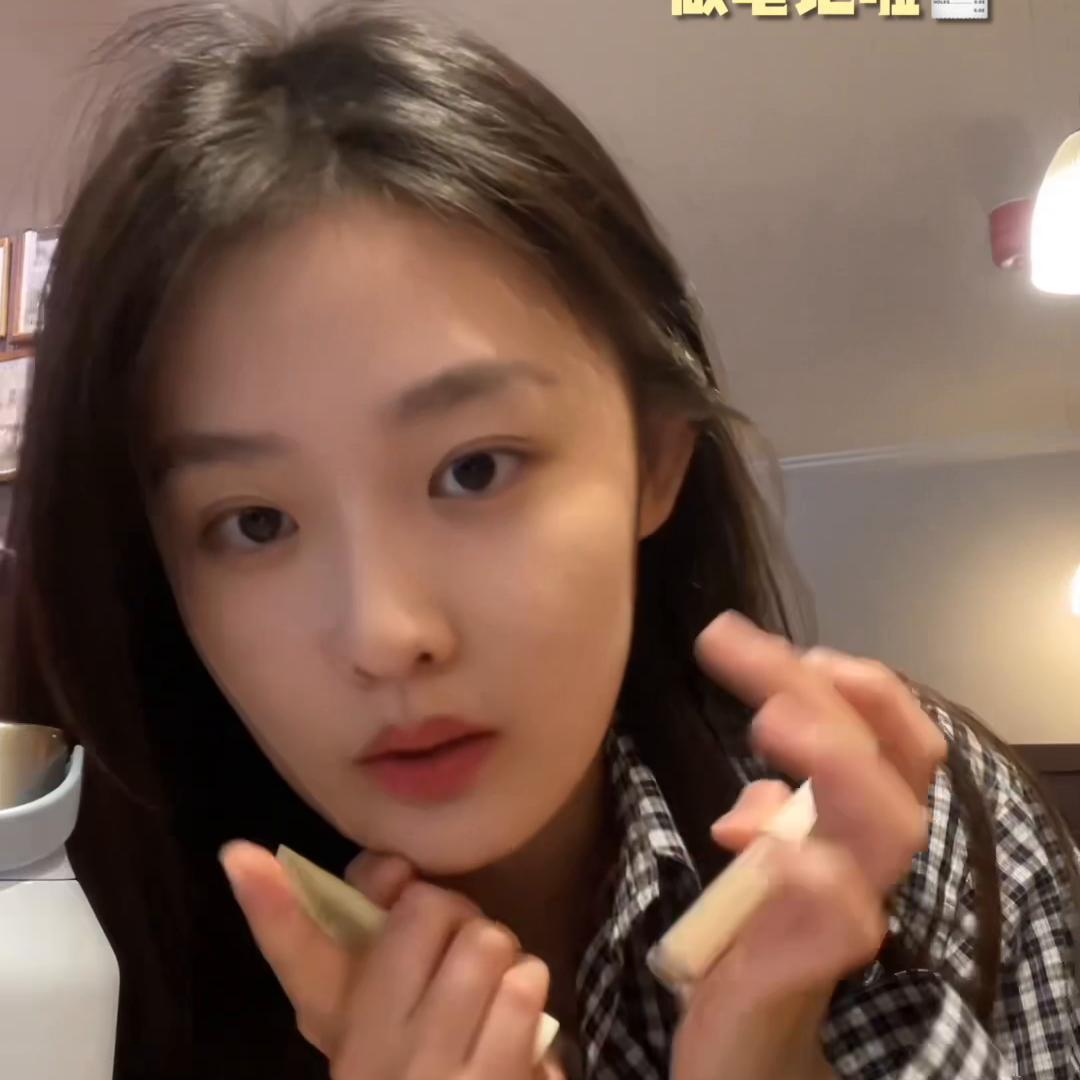 回复日常上学翻包这不又来啦！五一出门查漏补缺咯#翻包记