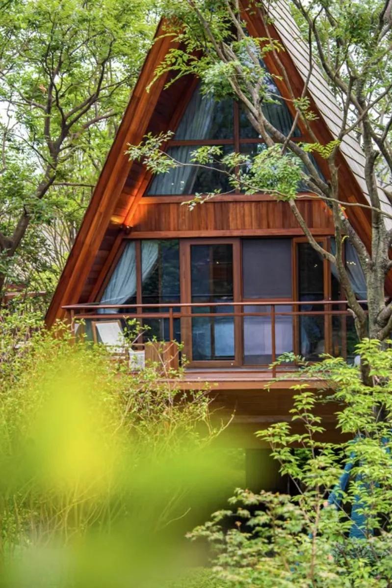 小精灵同款树屋绝了!遛娃的秘密基地,诗境家园里的度假圣地