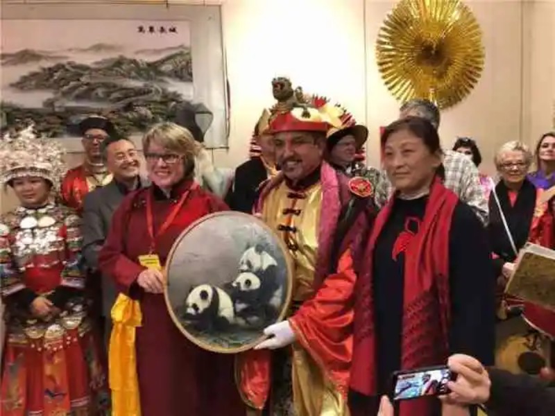 欧洲最奇葩小镇,欧洲小镇中国人