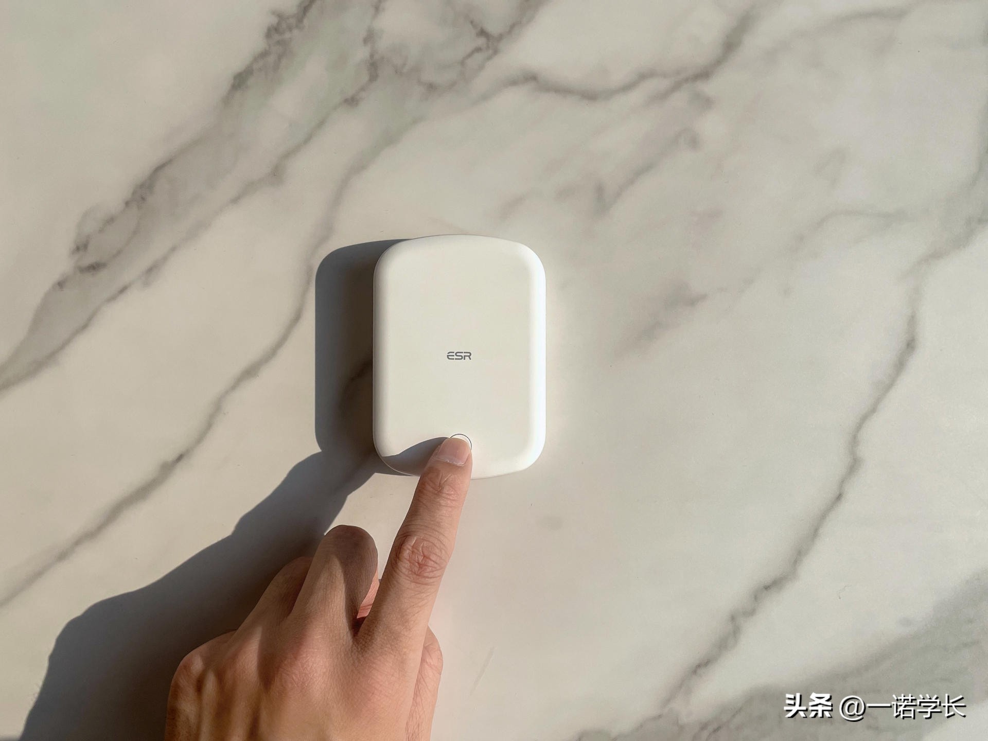 magsafe原装磁吸充电宝值得购买吗,第三方苹果magsafe磁吸充电宝推荐