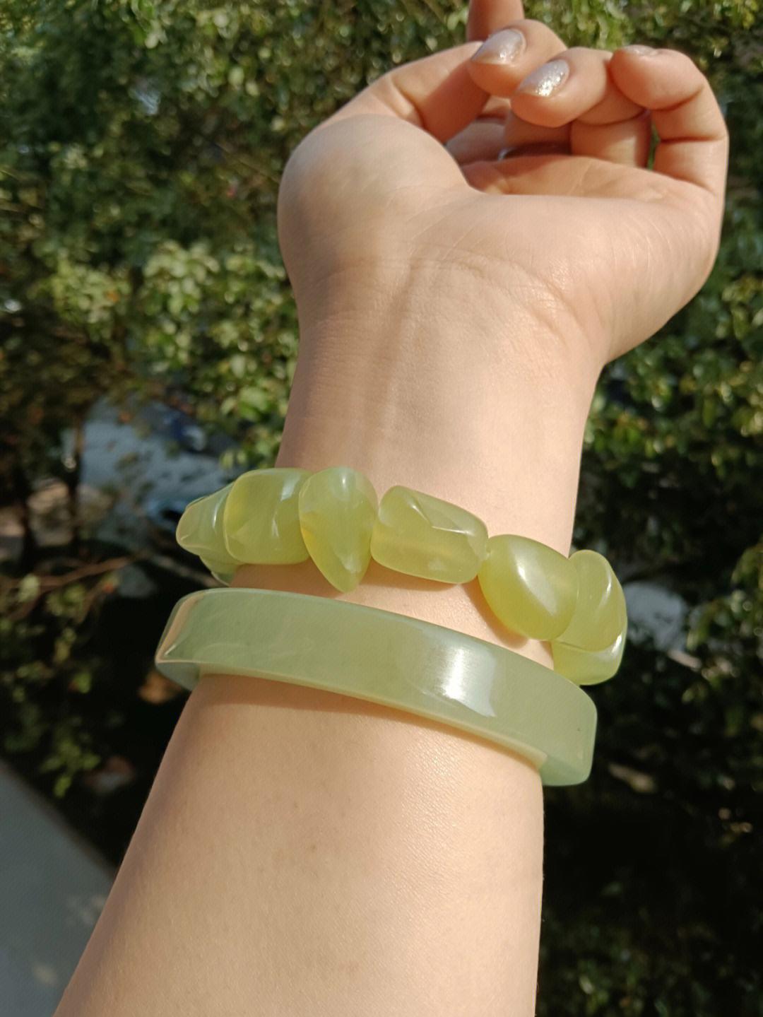 岫玉和和田玉有什么区别呢,岫玉和天然岫玉有什么区别