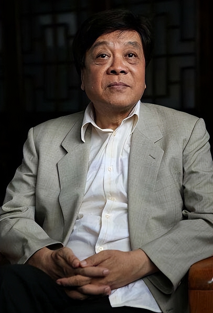 央视赵忠祥去世,央视主持人赵忠祥去世了吗