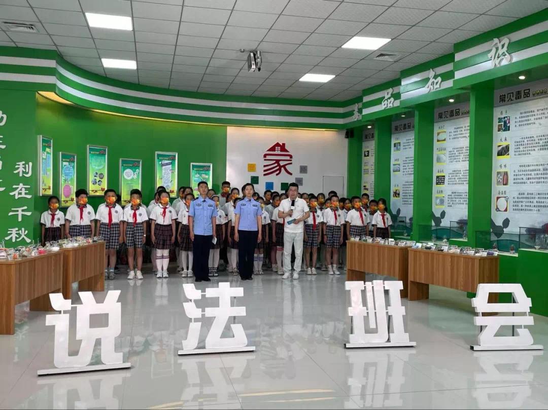 和林格尔县盛乐足球学校,和林格尔县盛乐足球学校小学