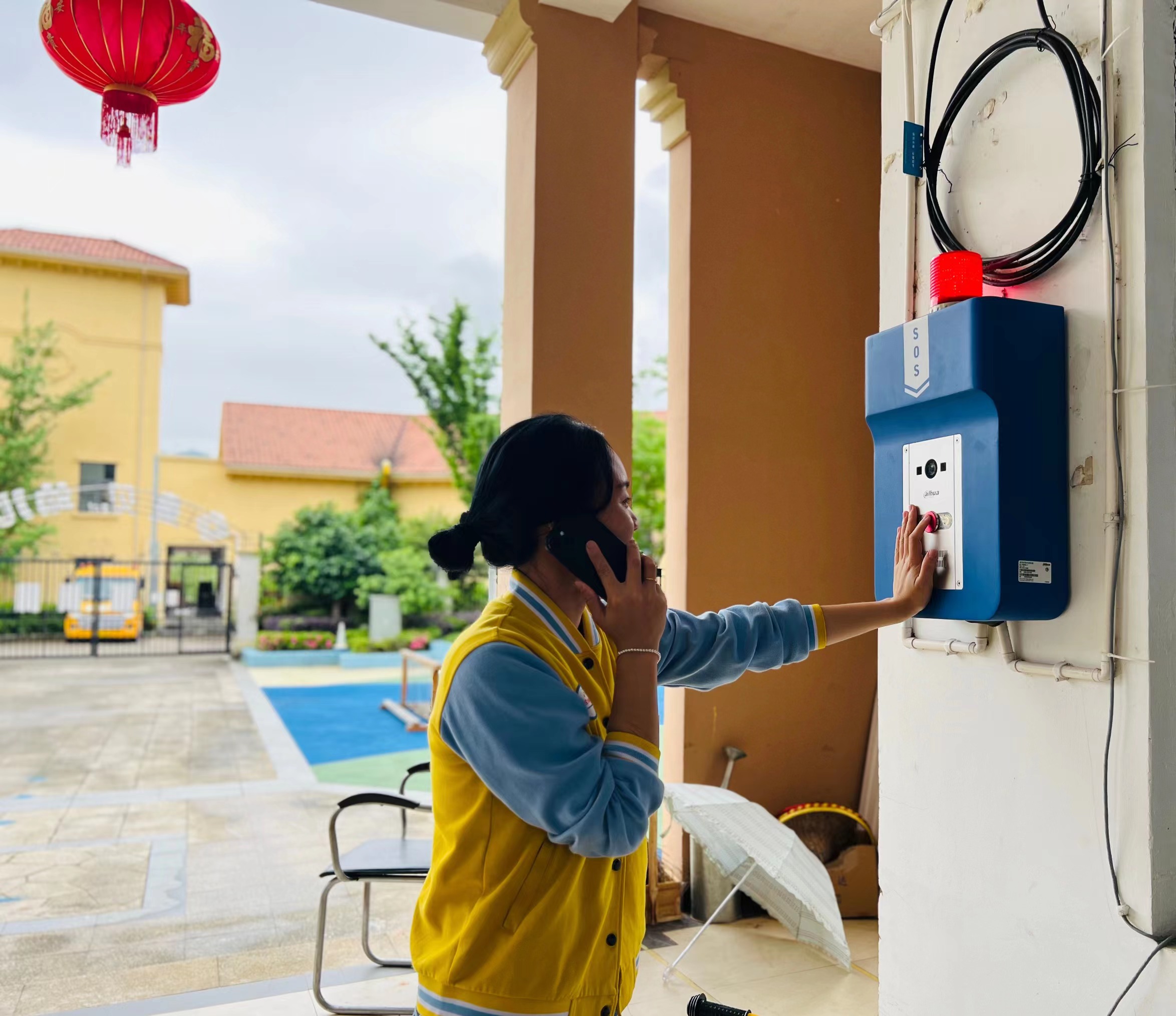 幼儿园反恐防暴应急演练活动简报,幼儿园反恐防暴安全演练过程