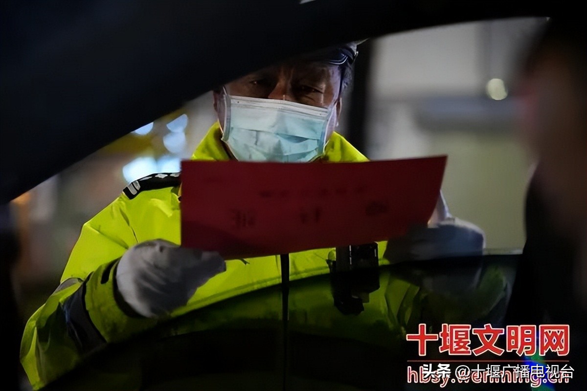 武汉战疫纪录片图片,战疫的高清照片