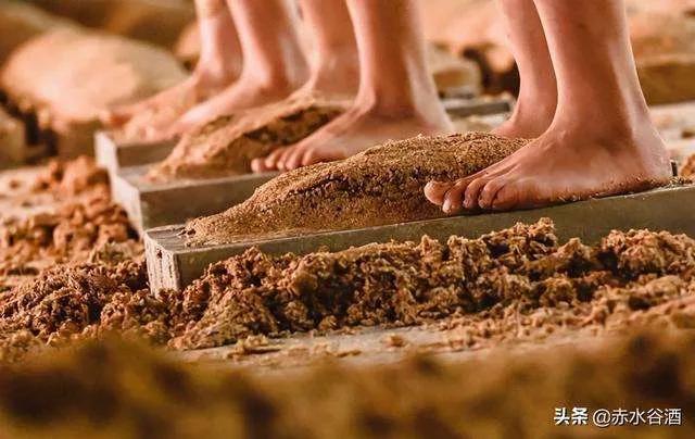 茅台镇酱酒价格53度多少钱一斤,198元酱香酒茅台镇酱酒